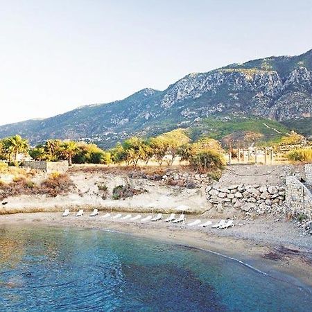 Sempati Hotel Lapithos  Exteriör bild