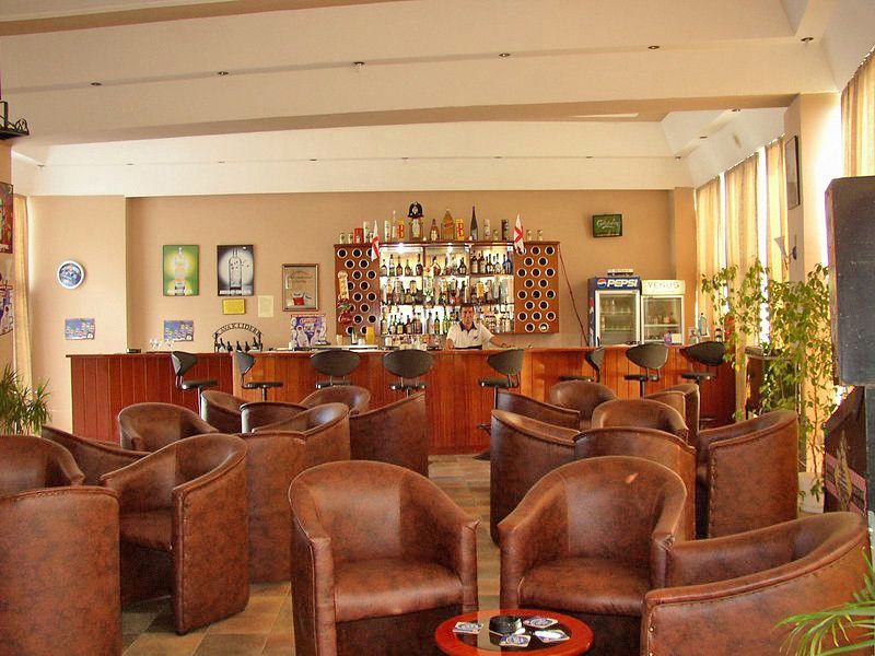 Sempati Hotel Lapithos  Exteriör bild