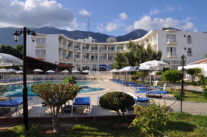 Sempati Hotel Lapithos  Exteriör bild